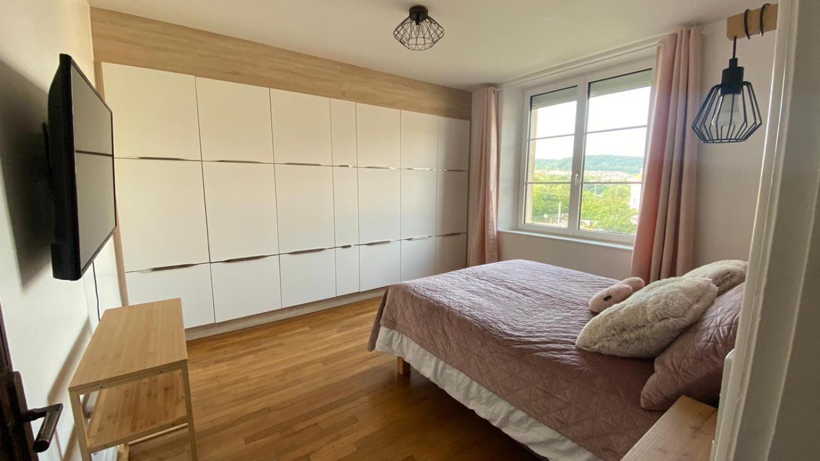 Appartement Fer D'eiffel Nancy 6 Pers Pompey